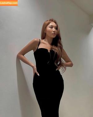 Hwasa photo #0080