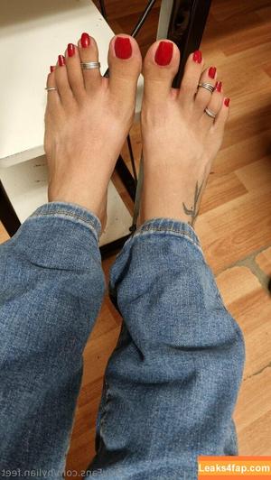 hylian.feet photo #0011