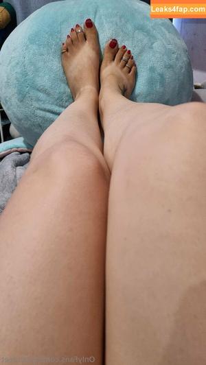 hylian.feet photo #0016