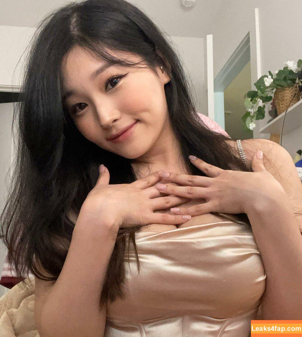 Hyoon / Aikuros leaked photo photo #0066