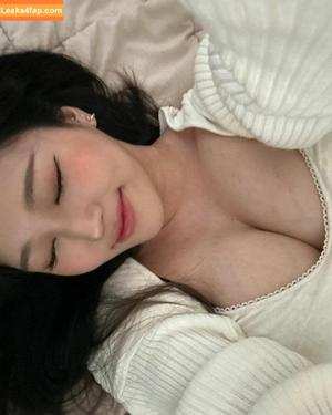 Hyoon photo #0080