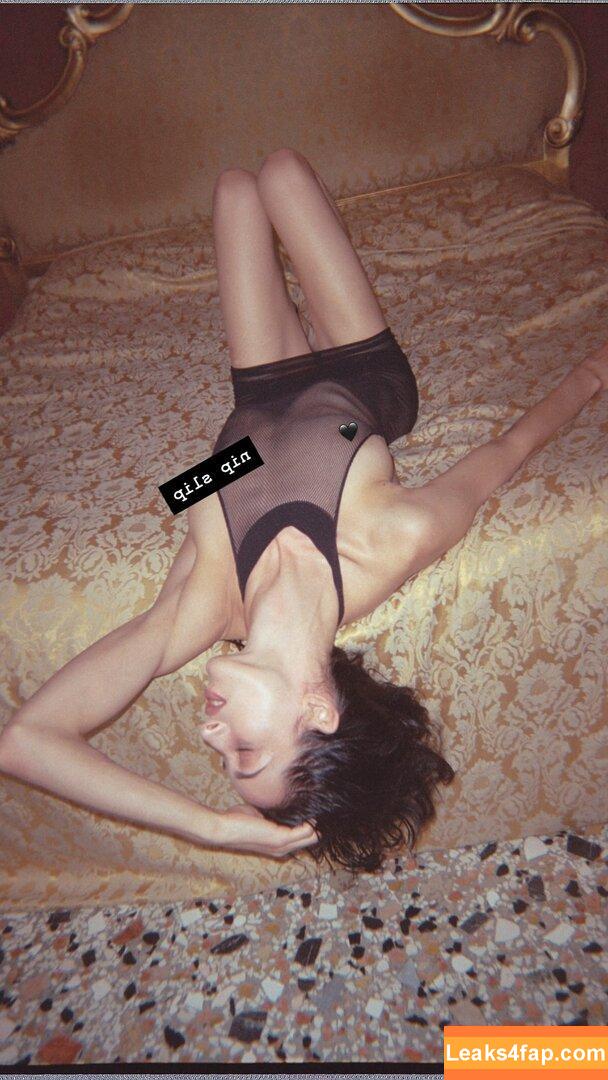 Hyperreaaal / Hypearr / Kamila Szalas / hypear / naked.anthropology / nakedanthropology leaked photo photo #0080