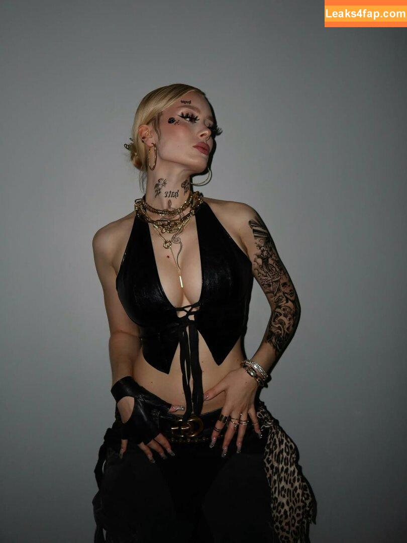 i_am_doshik / Dasha Doshik / doshikgasai leaked photo photo #0147