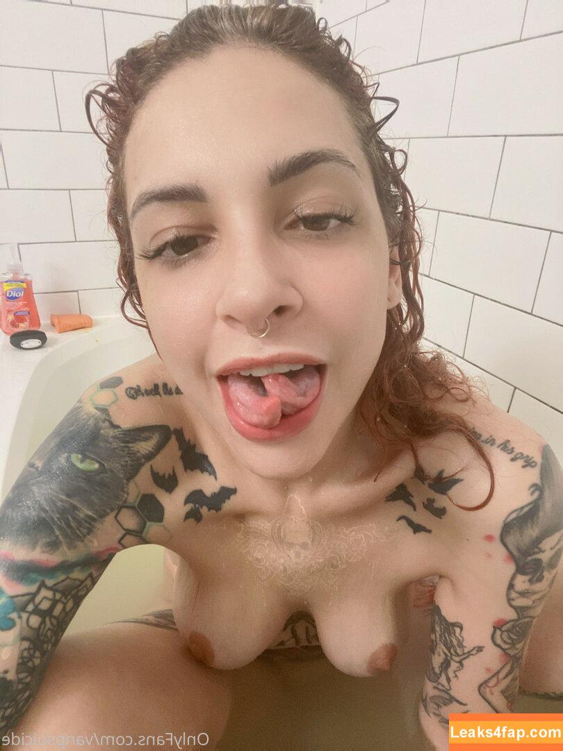 I Am The Daddy / https: / vanpsuicide leaked photo photo #0022