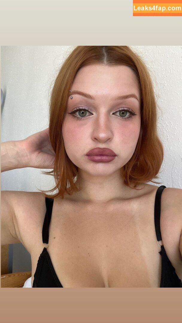 i.dina_hui /  leaked photo photo #0003