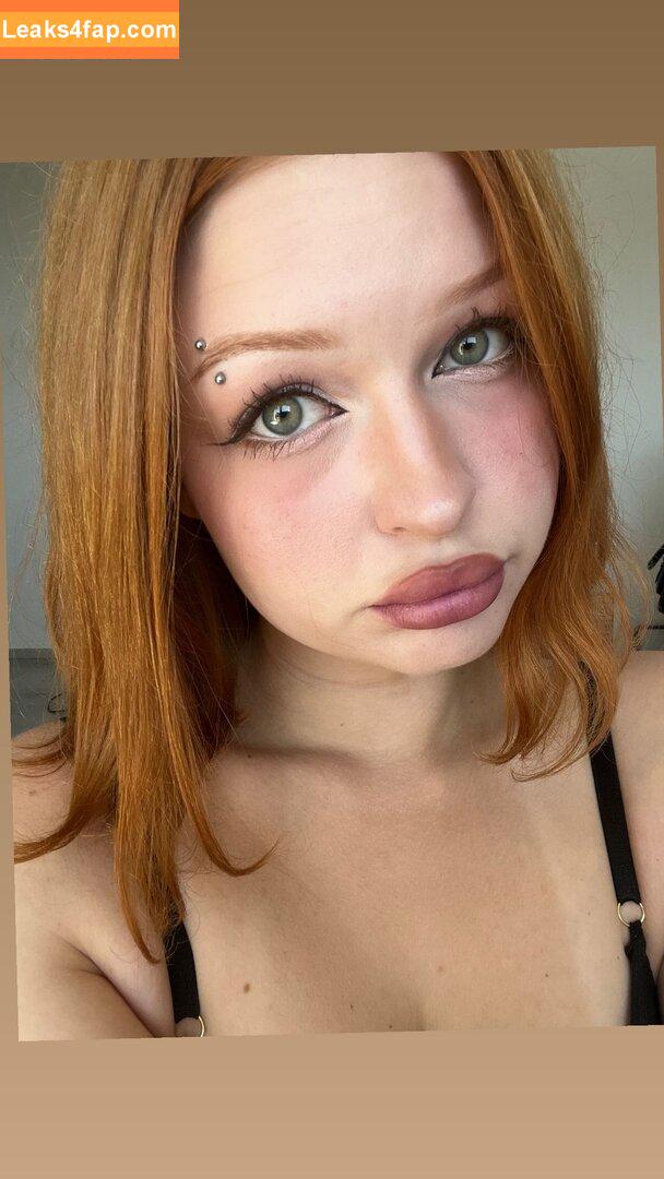 i.dina_hui /  leaked photo photo #0004