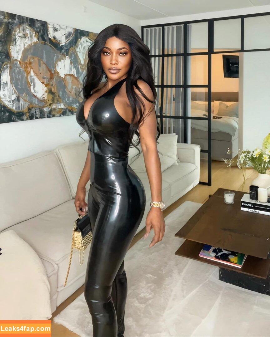 i_heart_whitney /  leaked photo photo #0002