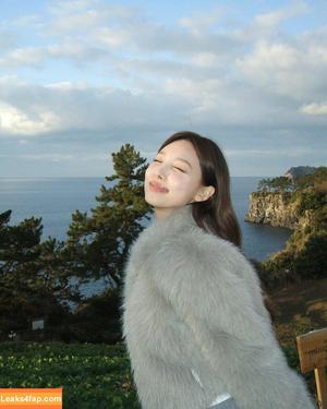I’m Nayeon photo #0015