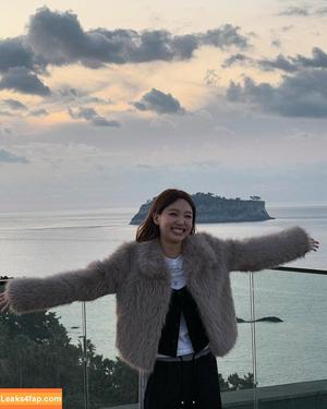 I’m Nayeon photo #0018