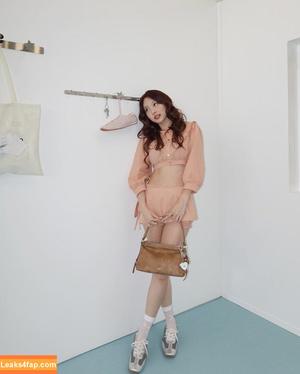 I’m Nayeon photo #0030