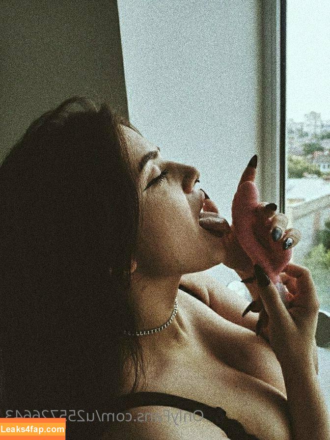 i_need_your_cream / liz_05_dixson leaked photo photo #0011