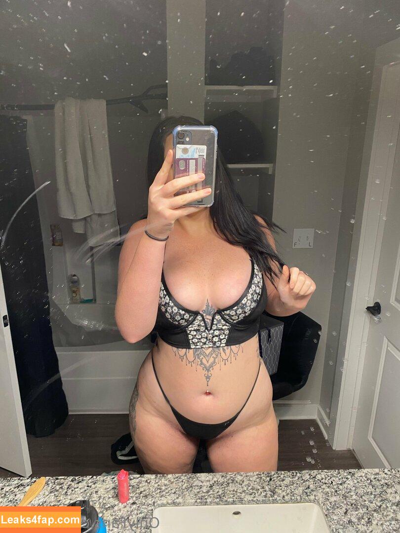 i.zenda /  leaked photo photo #0036