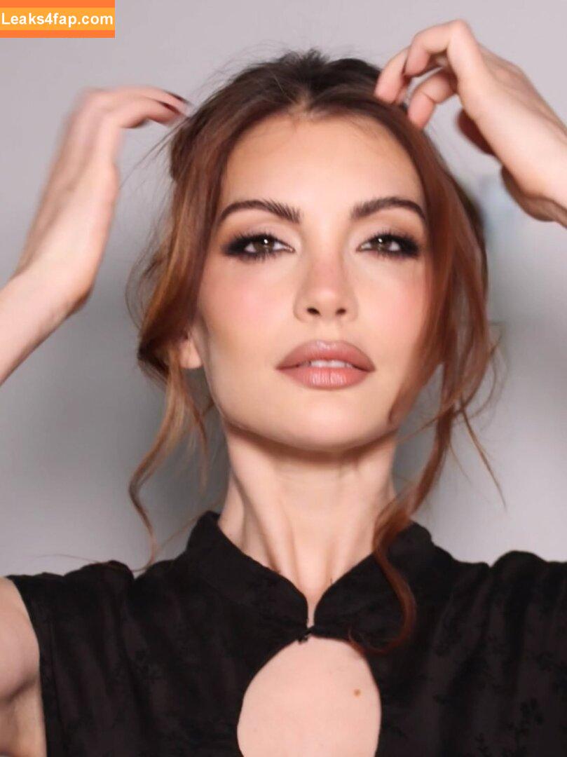 Iamcristinini leaked photo photo #0106