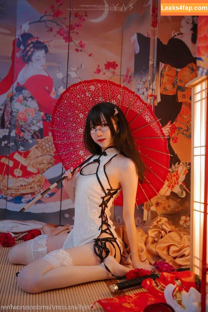 iamdorasnowfree / iamdorasnow leaked photo photo #0017