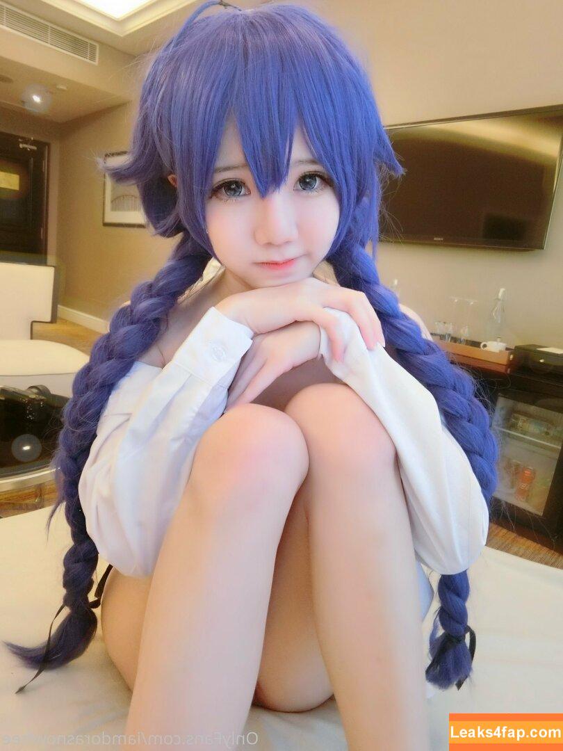 iamdorasnowfree / iamdorasnow leaked photo photo #0070