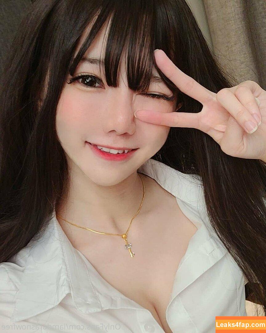 iamdorasnowfree / iamdorasnow leaked photo photo #0153