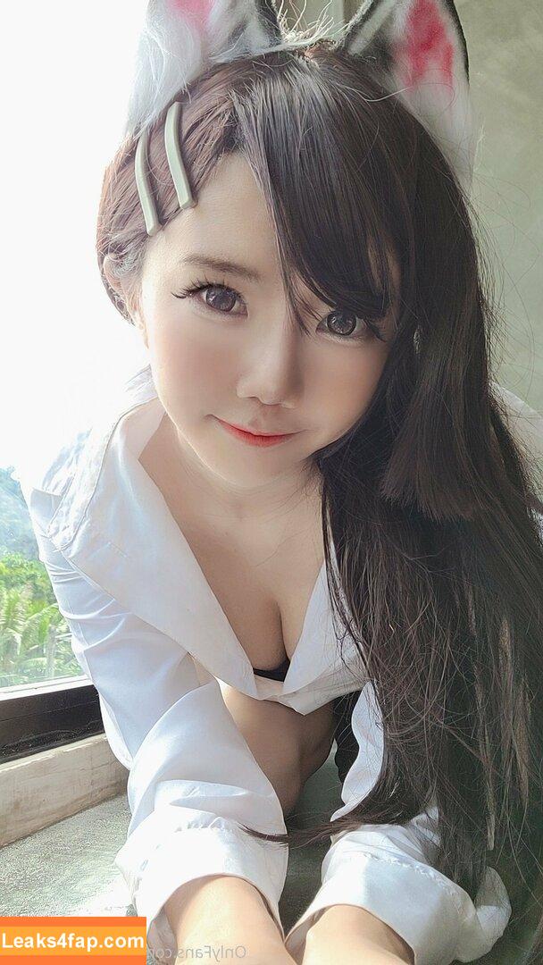 iamdorasnowfree / iamdorasnow leaked photo photo #0162