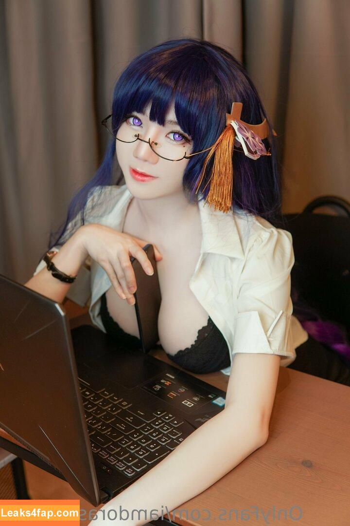 iamdorasnowfree / iamdorasnow leaked photo photo #0334