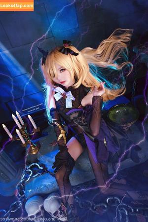 iamdorasnowfree photo #0002