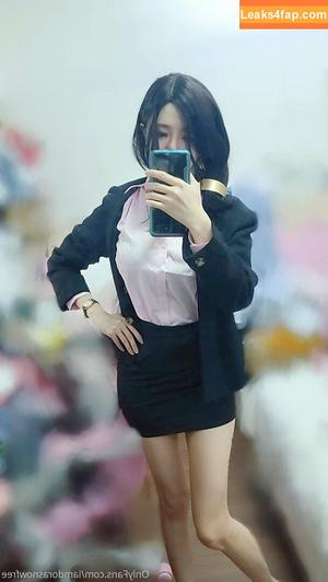 iamdorasnowfree photo #0096