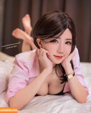 iamdorasnowfree photo #0134