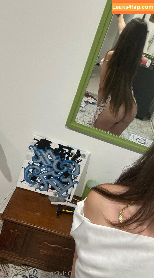 iammemig /  leaked photo photo #0001