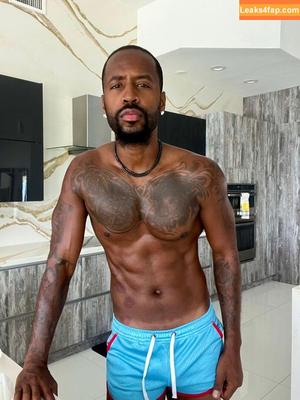iamsafaree фото #0006