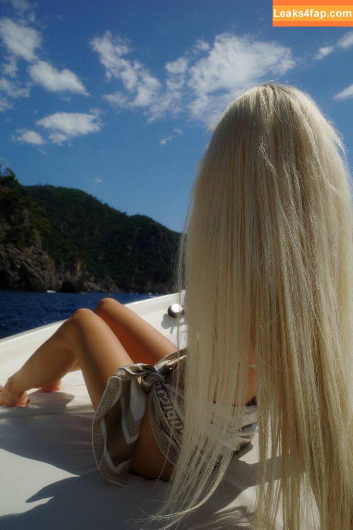 iamvikaap.m / iamvikaa.m leaked photo photo #0021