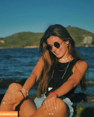 Iara Castagno фото #0002