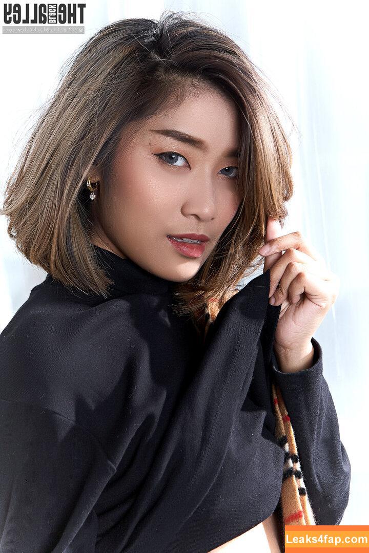 iAsian4u / TheBlackAlley / _vivian_cheng_ / nigella_pty leaked photo photo #0040