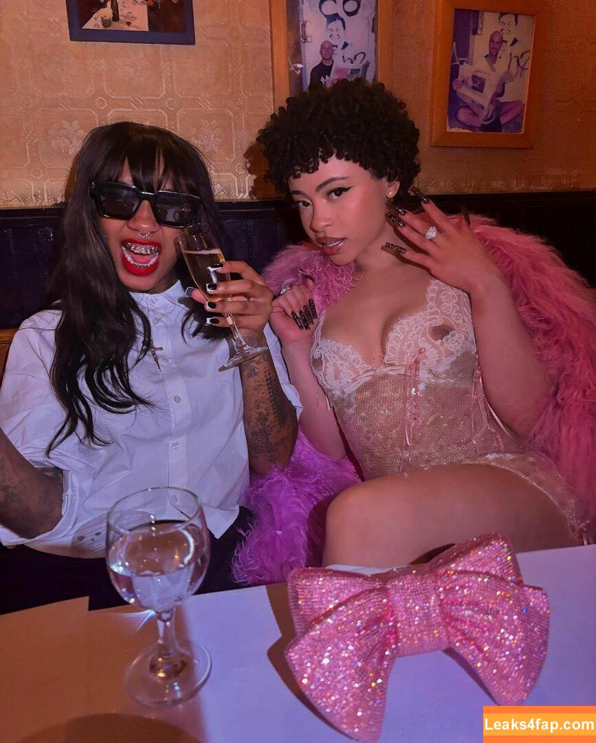 Ice Spice / Icespicee_ / icespicee / spiceandice leaked photo photo #1029