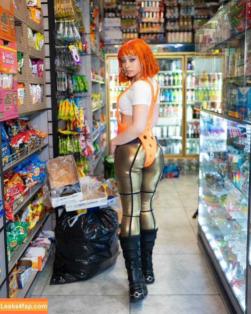 Ice Spice / Icespicee_ / icespicee / spiceandice leaked photo photo #1039