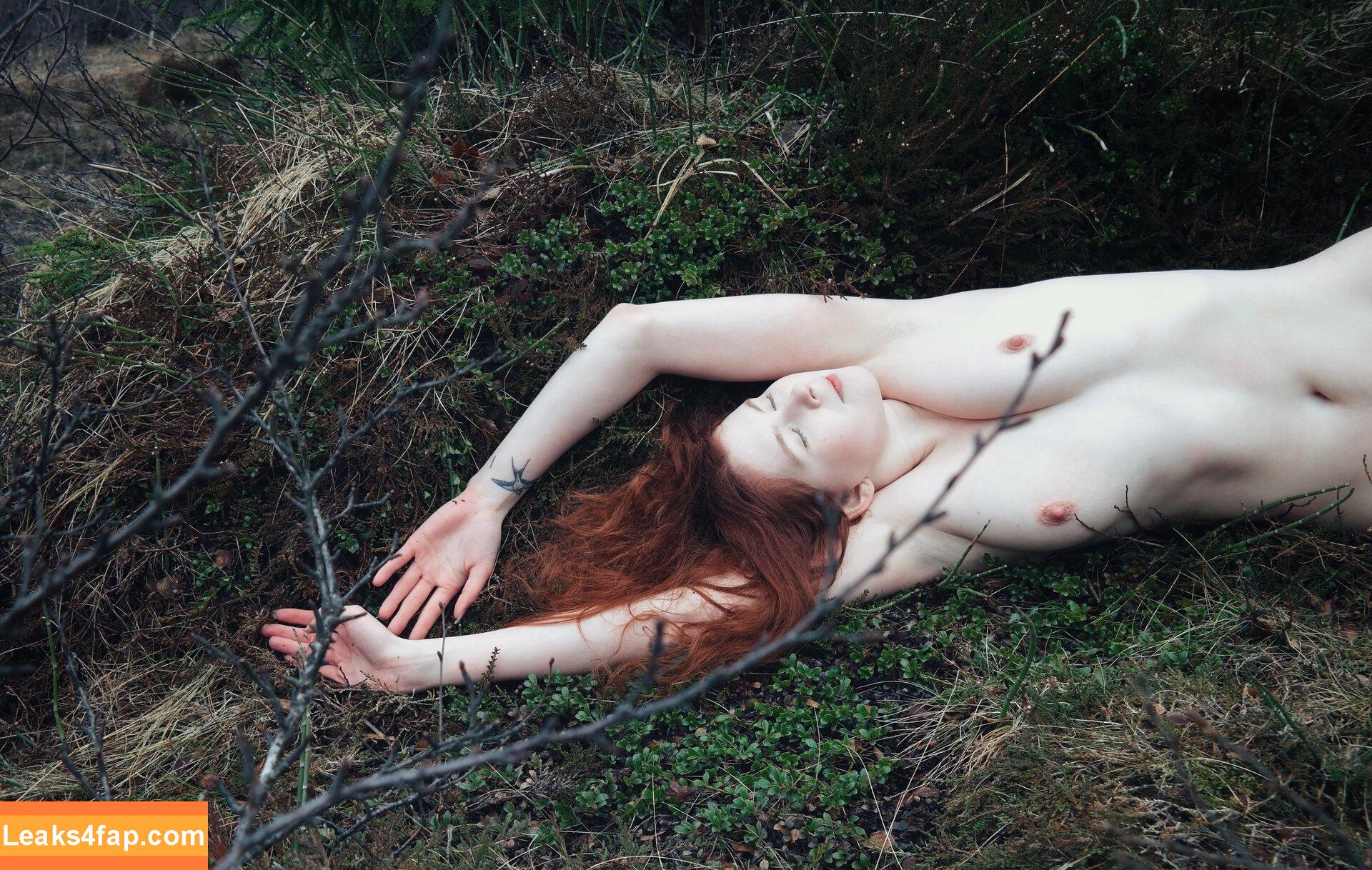 Icelandic Selkie / icelandicselkie / realmofhel.free leaked photo photo #0124