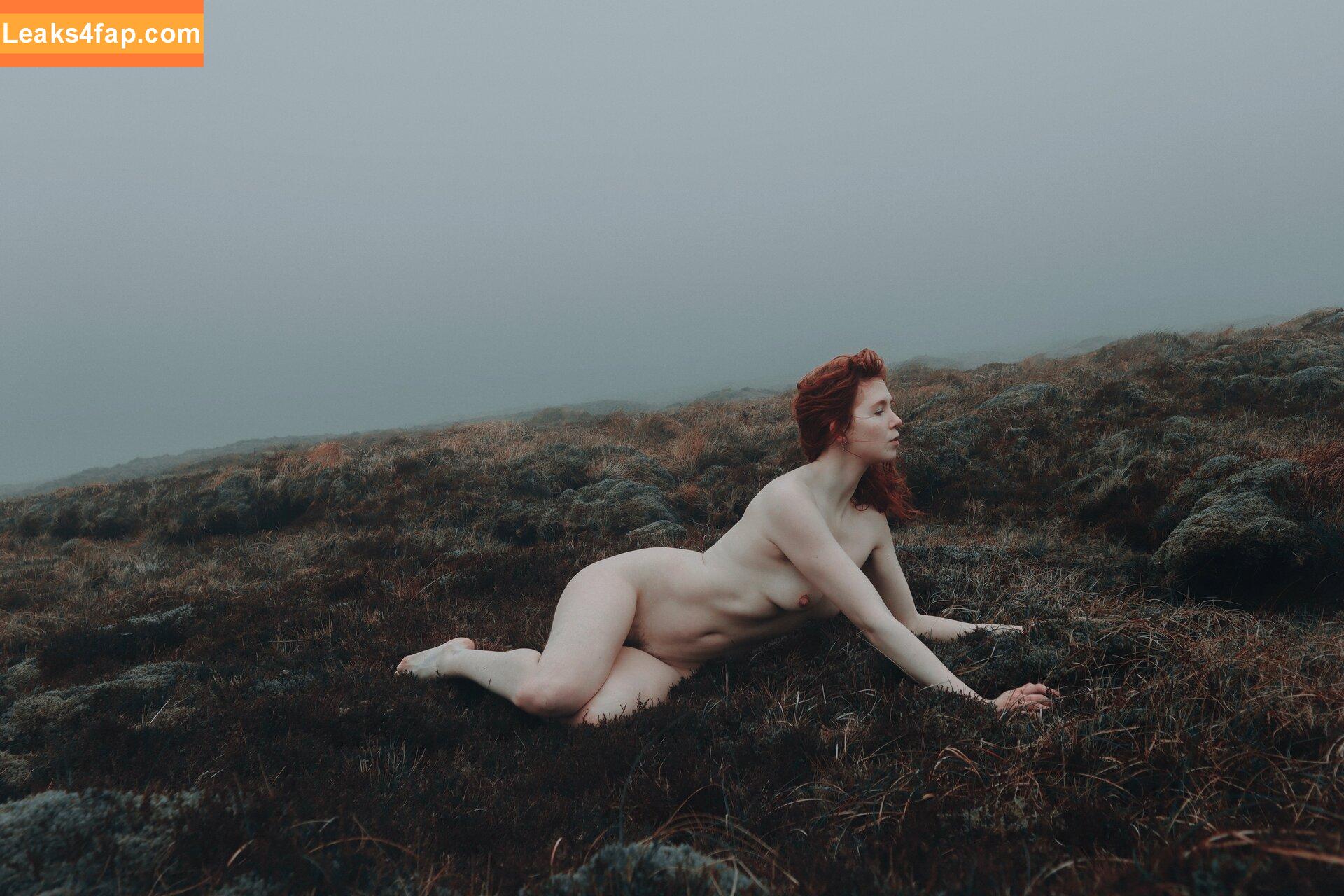 Icelandic Selkie / icelandicselkie / realmofhel.free leaked photo photo #0221