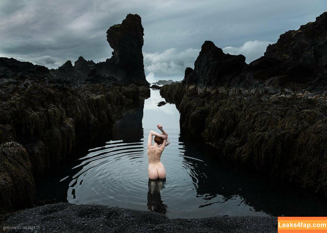 Icelandic Selkie / icelandicselkie / realmofhel.free leaked photo photo #0367