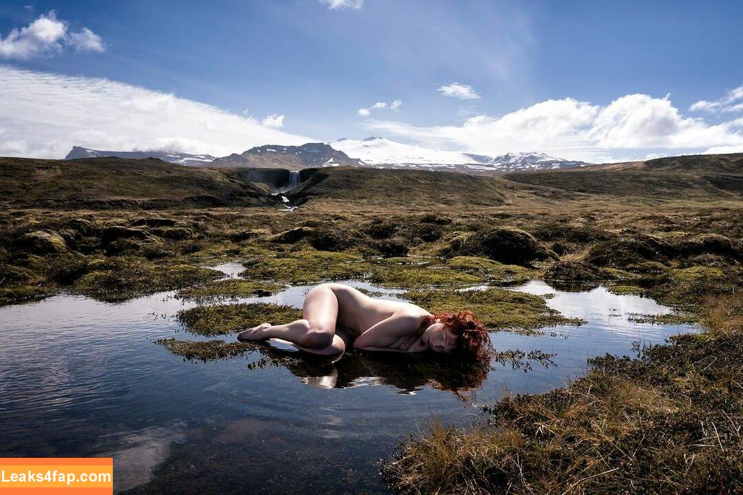 Icelandic Selkie / icelandicselkie / realmofhel.free leaked photo photo #0377