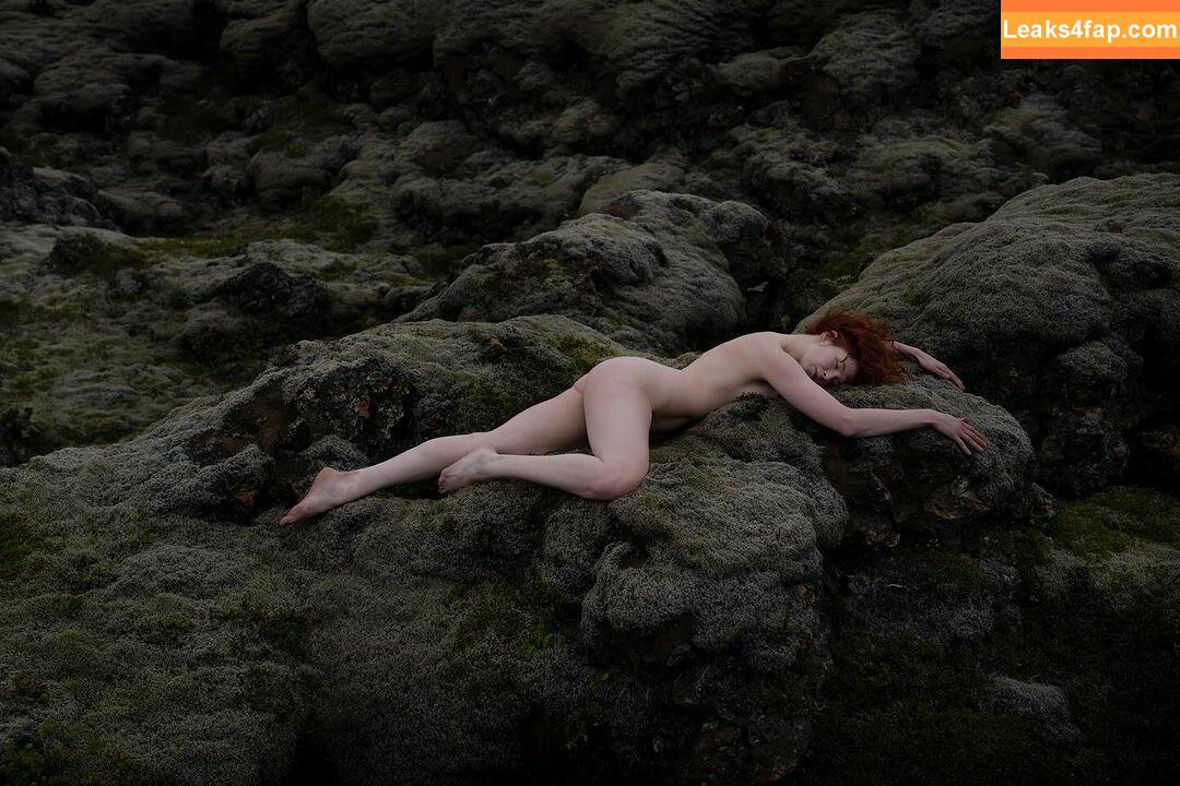 Icelandic Selkie / icelandicselkie / realmofhel.free leaked photo photo #0388