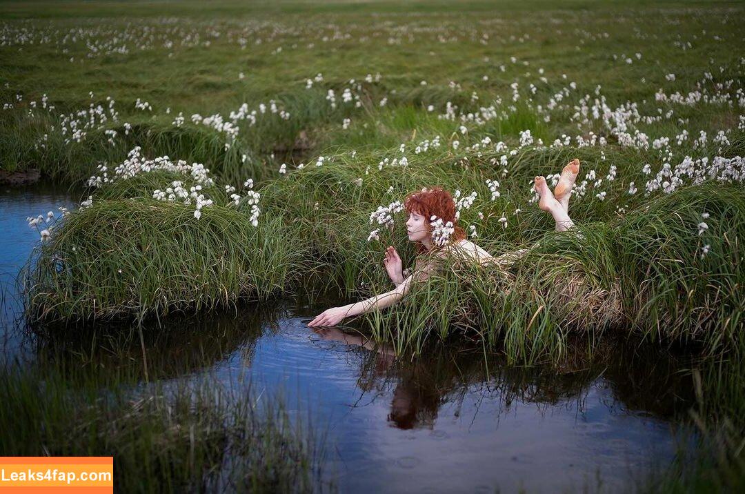 Icelandic Selkie / icelandicselkie / realmofhel.free leaked photo photo #0394