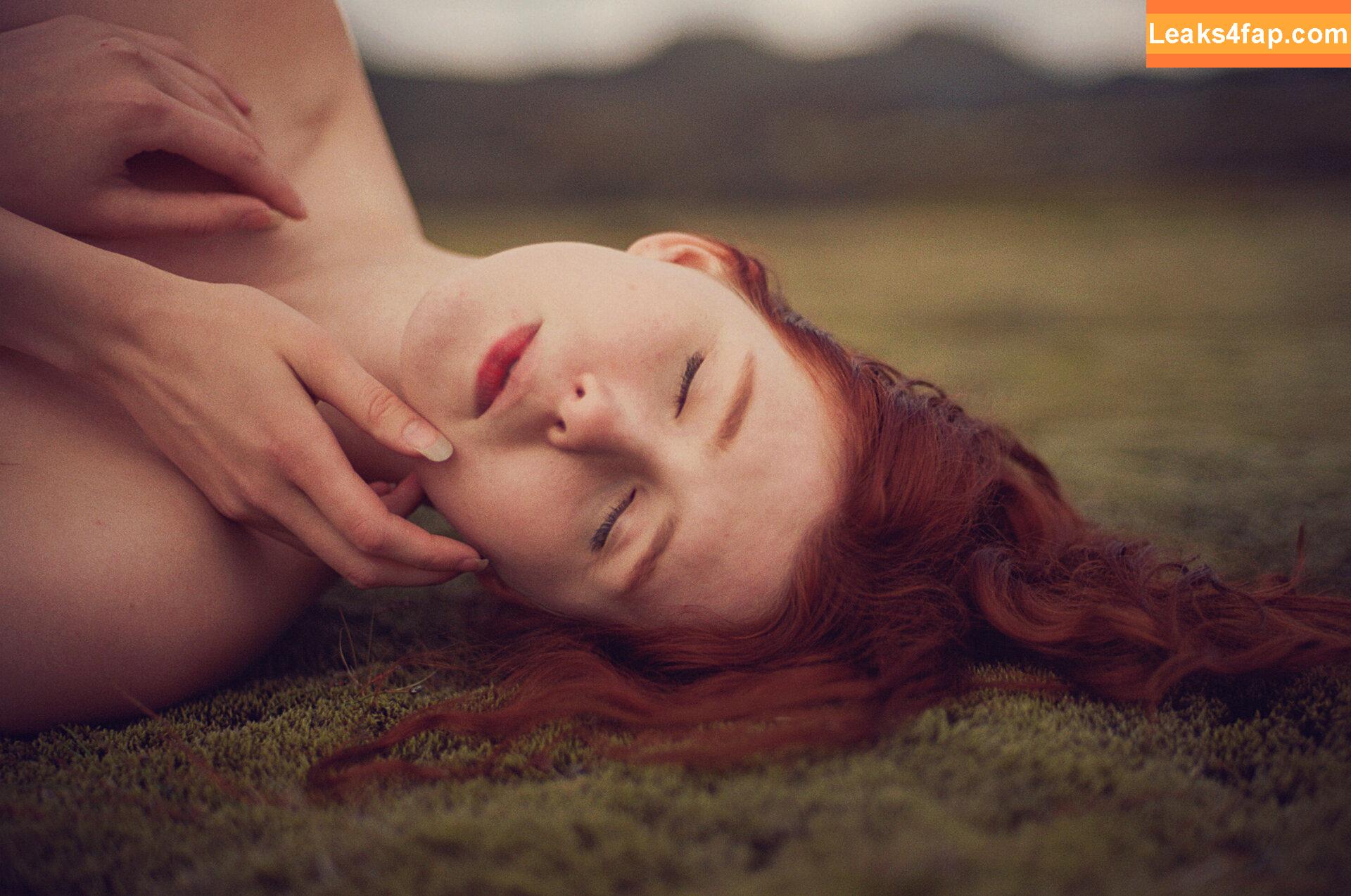 Icelandic Selkie / icelandicselkie / realmofhel.free leaked photo photo #0437