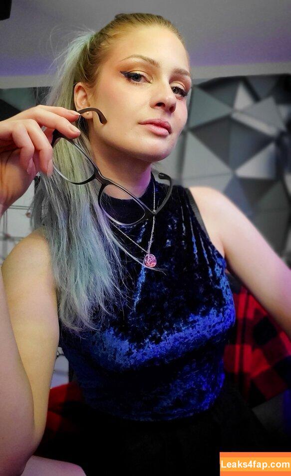 IceTokki leaked photo photo #0072