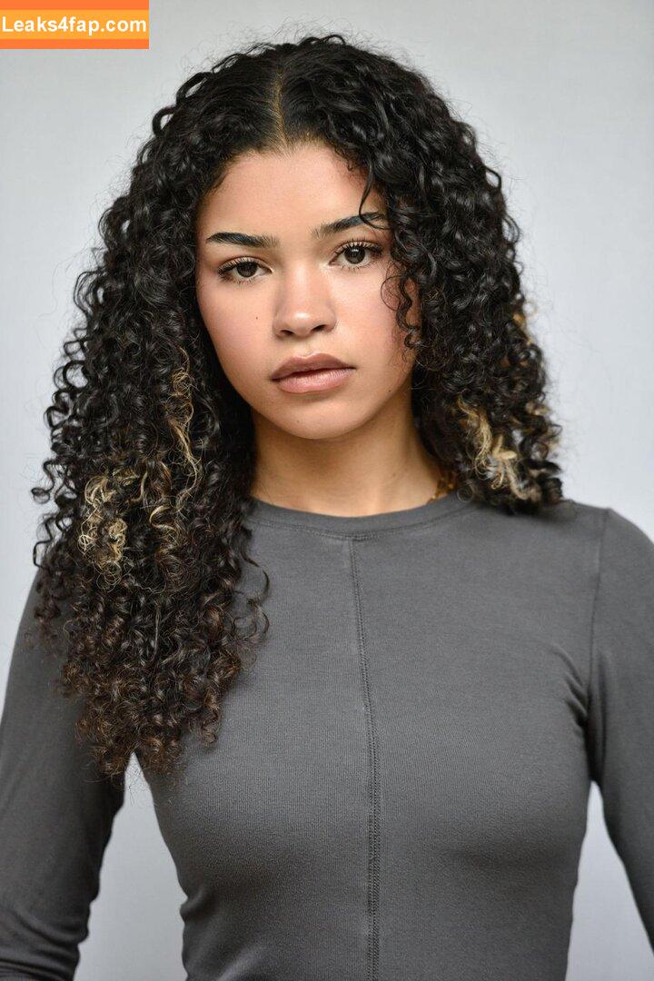 Ida Brooke /  leaked photo photo #0001