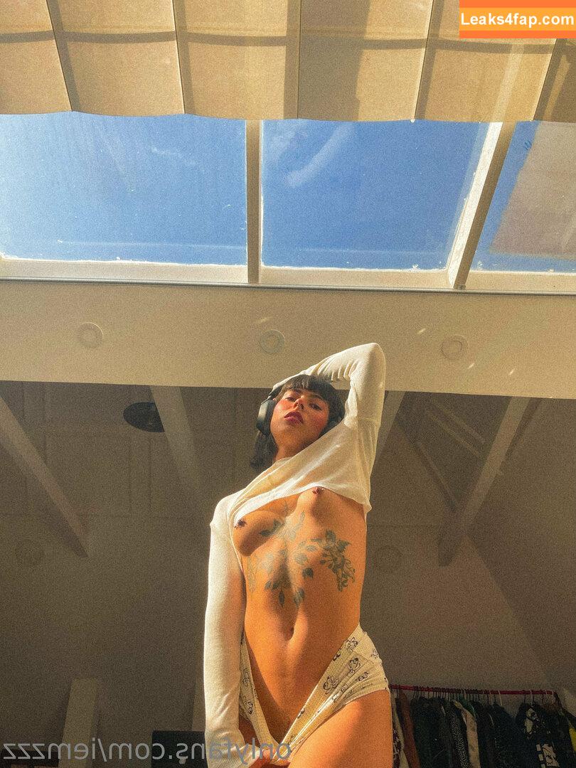 iemzzz / dj.sara.med leaked photo photo #0113