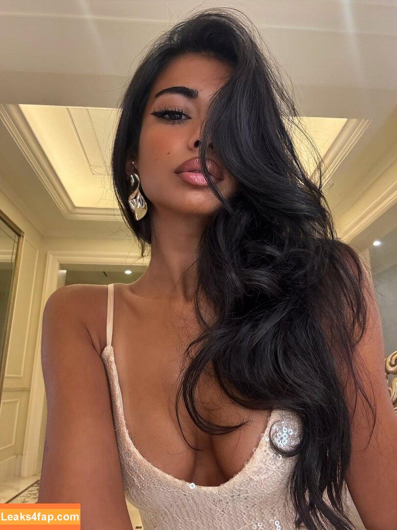Iffat Marash / iffat.marash leaked photo photo #0055