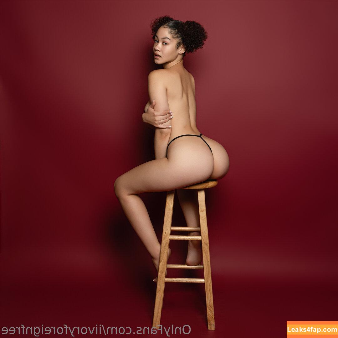 iivoryforeignfree / iamiivory leaked photo photo #0015