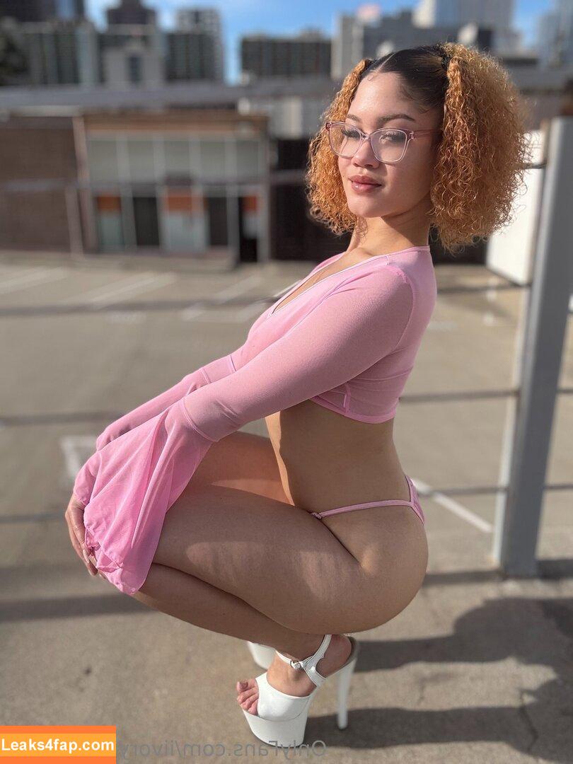 iivoryforeignfree / iamiivory leaked photo photo #0019