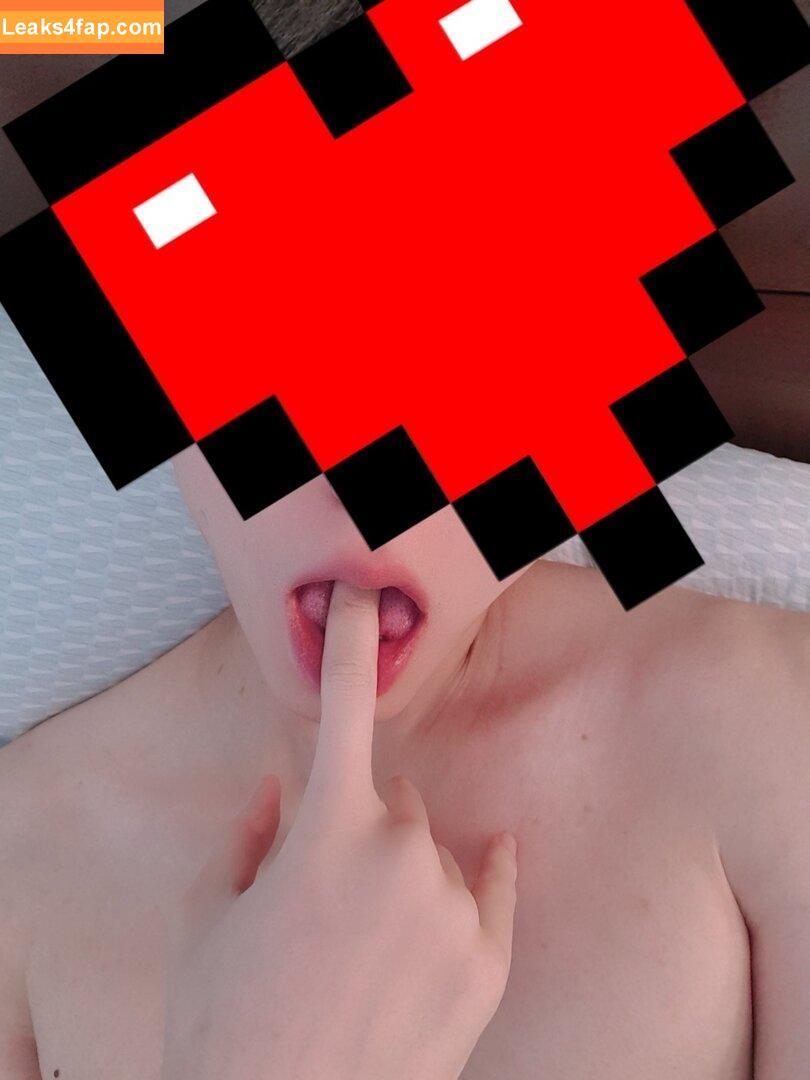 ijes1121 /  leaked photo photo #0111