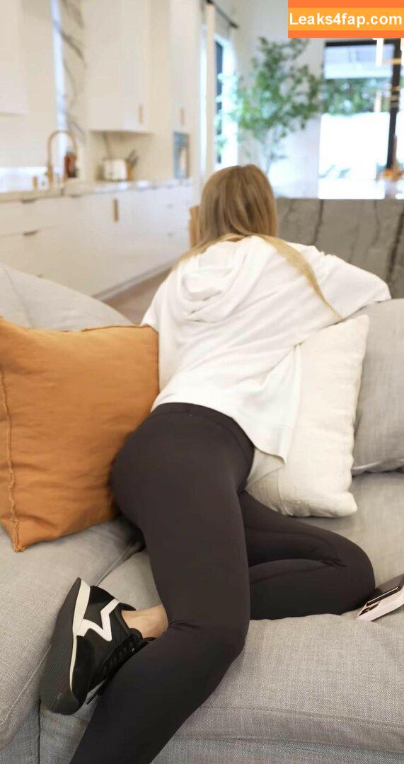 iJustine / Justine Ezarik leaked photo photo #0012