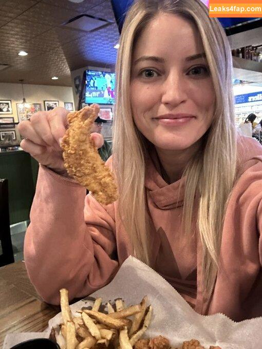 iJustine / Justine Ezarik leaked photo photo #0029