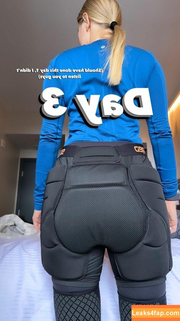 iJustine / Justine Ezarik leaked photo photo #0037