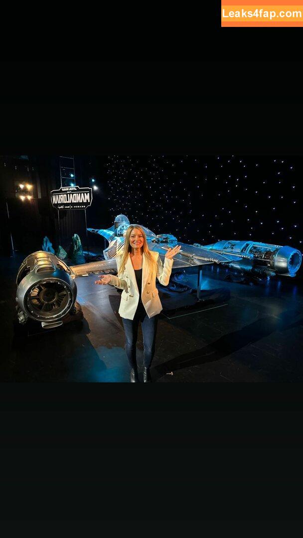 iJustine / Justine Ezarik leaked photo photo #0040